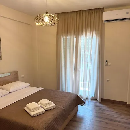 Nikoletta *